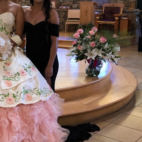 Formal Dress - Picture 4 of 4